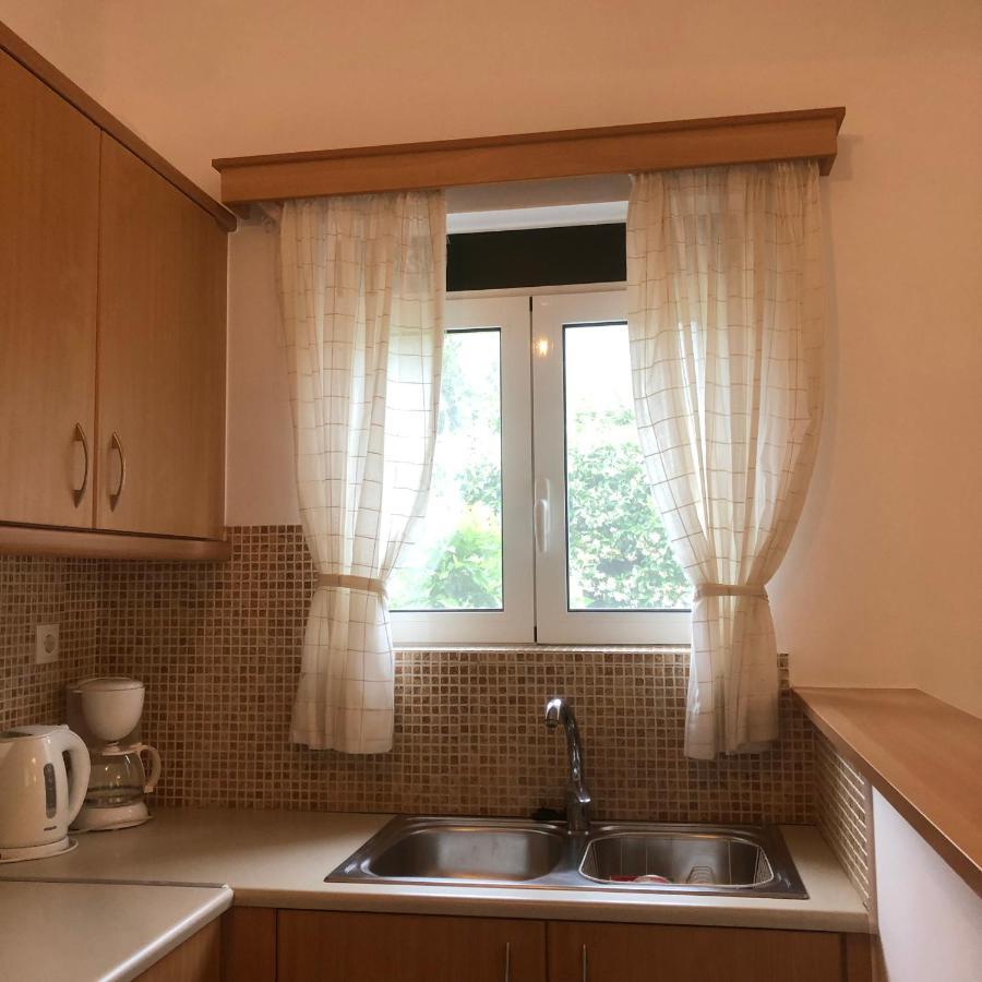Politia Villas Karystos  Eksteriør billede